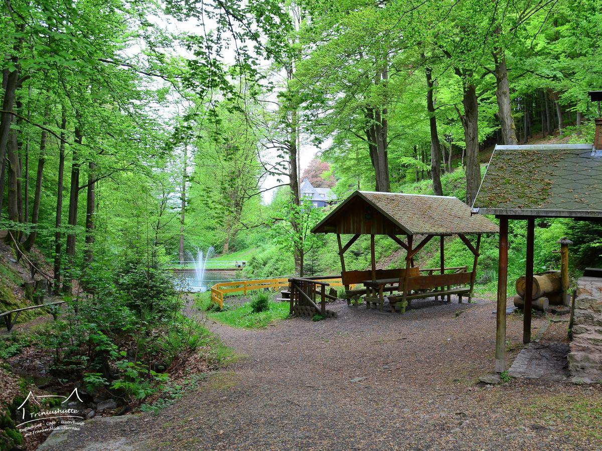 Die Triniushuette "Thueringens Schoenste Aussicht" Hotel Rauenstein Exterior photo